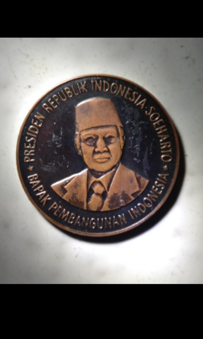 Koin Medali Soeharto Antik Lainnya Di Carousell