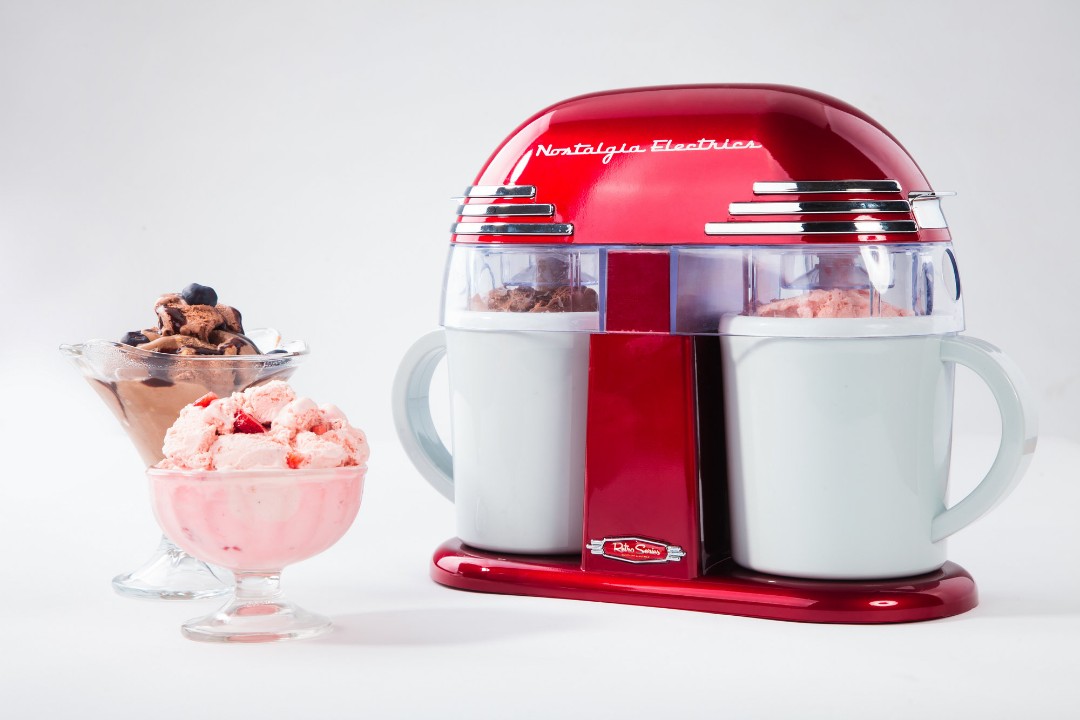 Nostalgia Retro Series Ice Cream Maker, TV & Home Appliances, Kitchen Appliances, Coffee