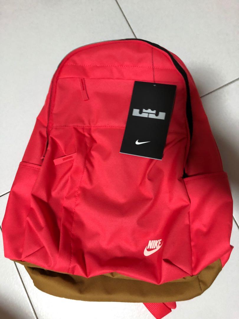 red nike rucksack