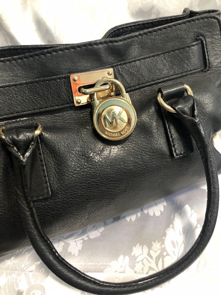 Original MKHamilton Bag (Small) (Category: Luxury Bags & Wallets) located in Davao. Submitted by eladon27 (Listing ID 251014787, Image 1). Description: Original MK Hamilton Bag Small Preloved in Good Condition Use as handbag or shoulder bag Minimal signs of usage Dry-cleaned inside and out. Ready to use. Price: 3,200 .