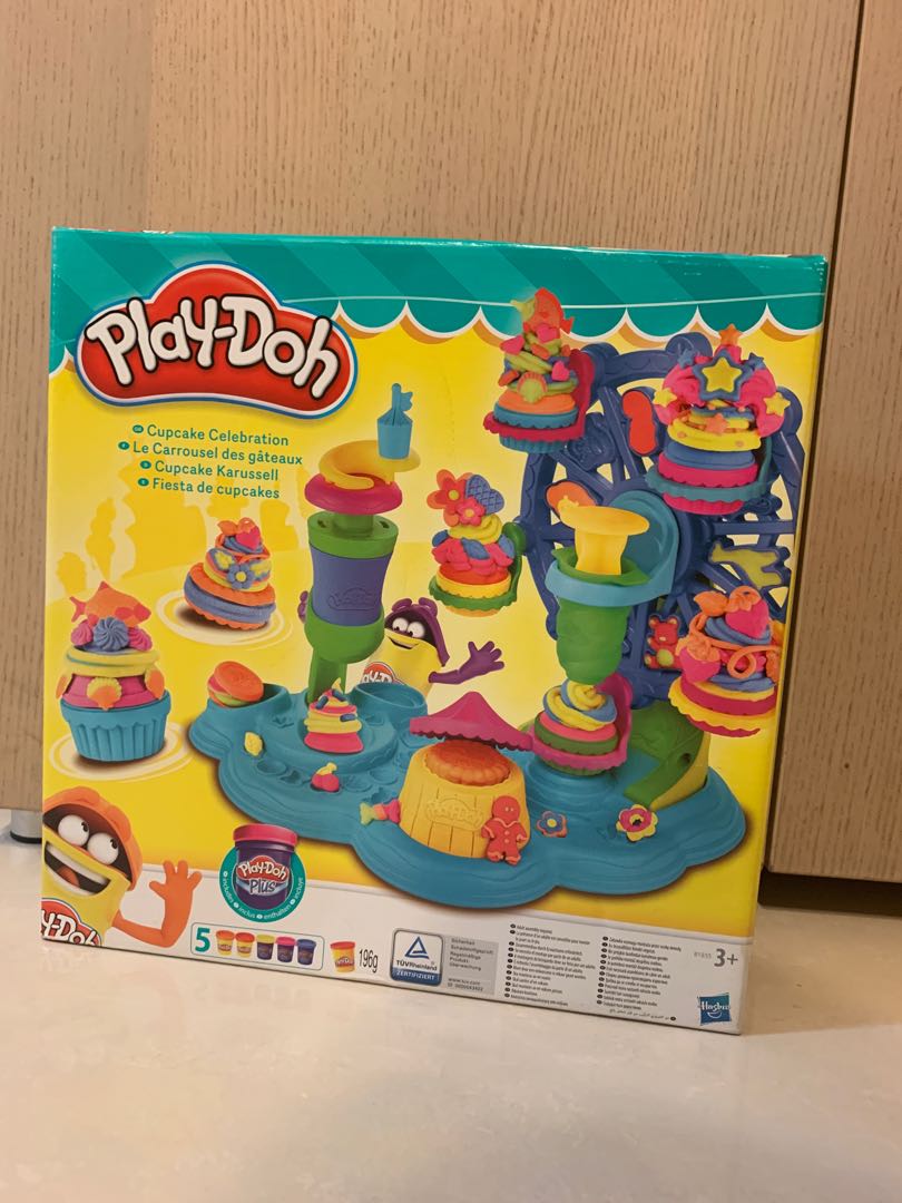 play doh cupcake celebration