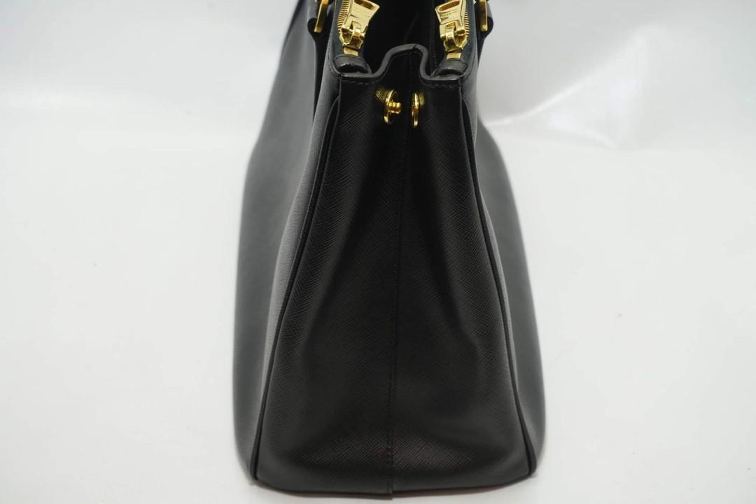 prada galleria medium saffiano leather bag