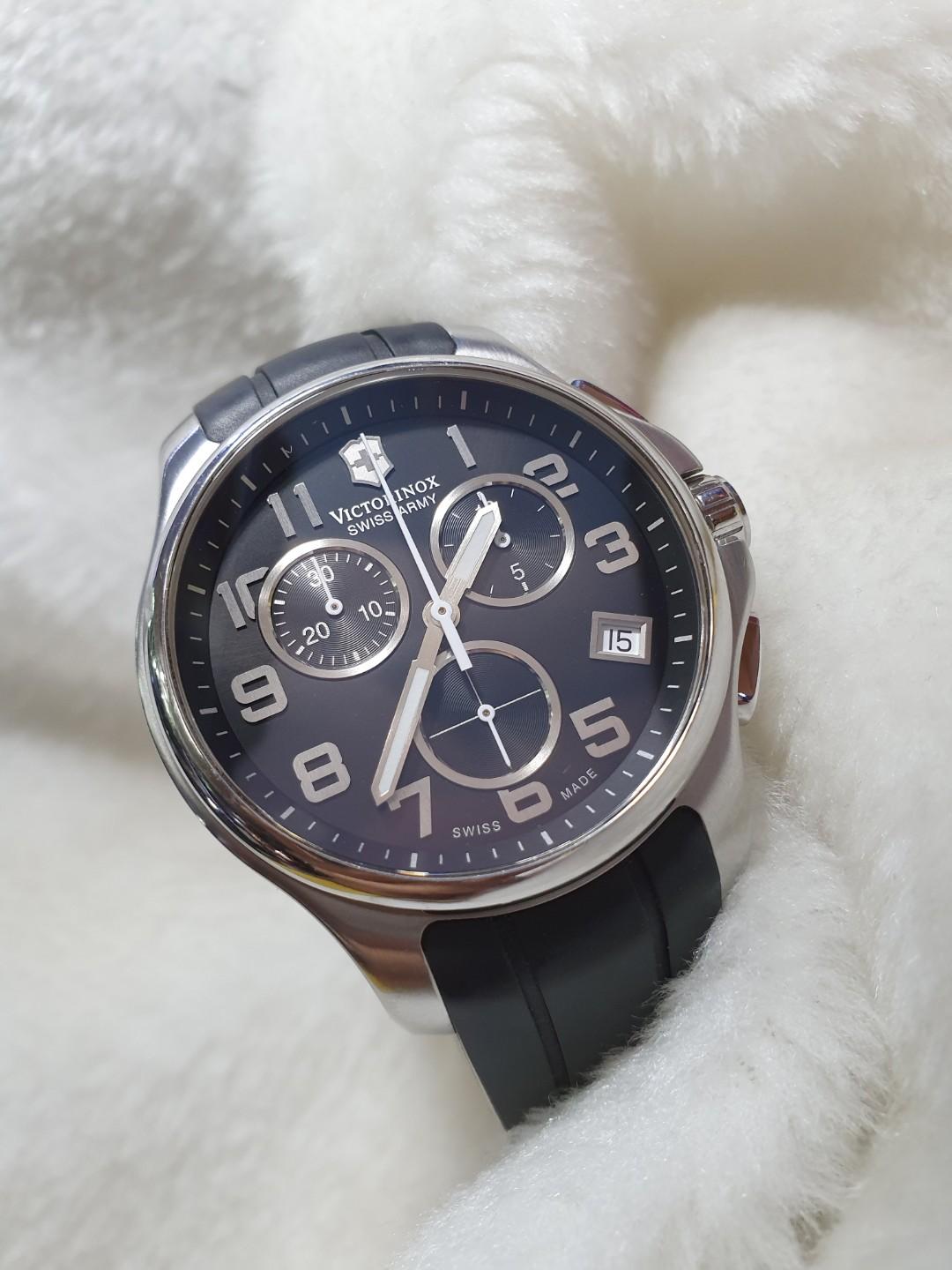 Victorinox men's chronograph officer stainless steel bracelet cheap watch 42mm