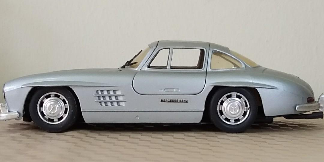 Revell 1 24 Mercedes 300 SL Gullwing W198 Hobbies Toys Collectibles revell-1-24-mercedes-300-sl-gullwing-w198-hobbies-toys-collectibles