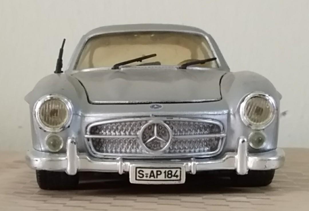 Revell 1 24 Mercedes 300 SL Gullwing W198 Hobbies Toys Collectibles revell-1-24-mercedes-300-sl-gullwing-w198-hobbies-toys-collectibles