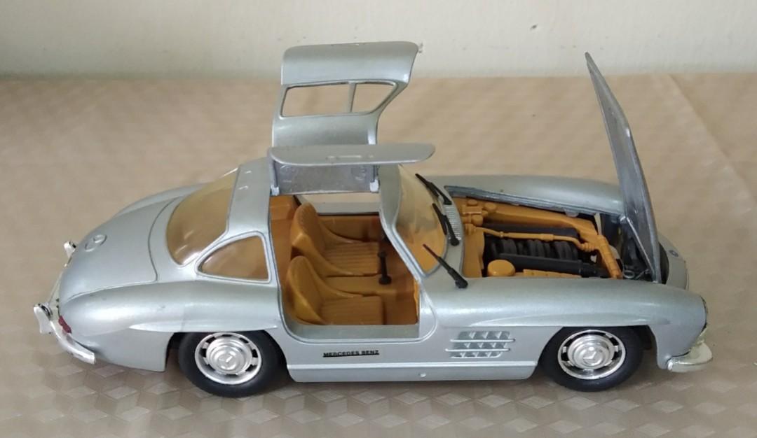 Revell 1 24 Mercedes 300 SL Gullwing W198 Hobbies Toys Collectibles revell-1-24-mercedes-300-sl-gullwing-w198-hobbies-toys-collectibles