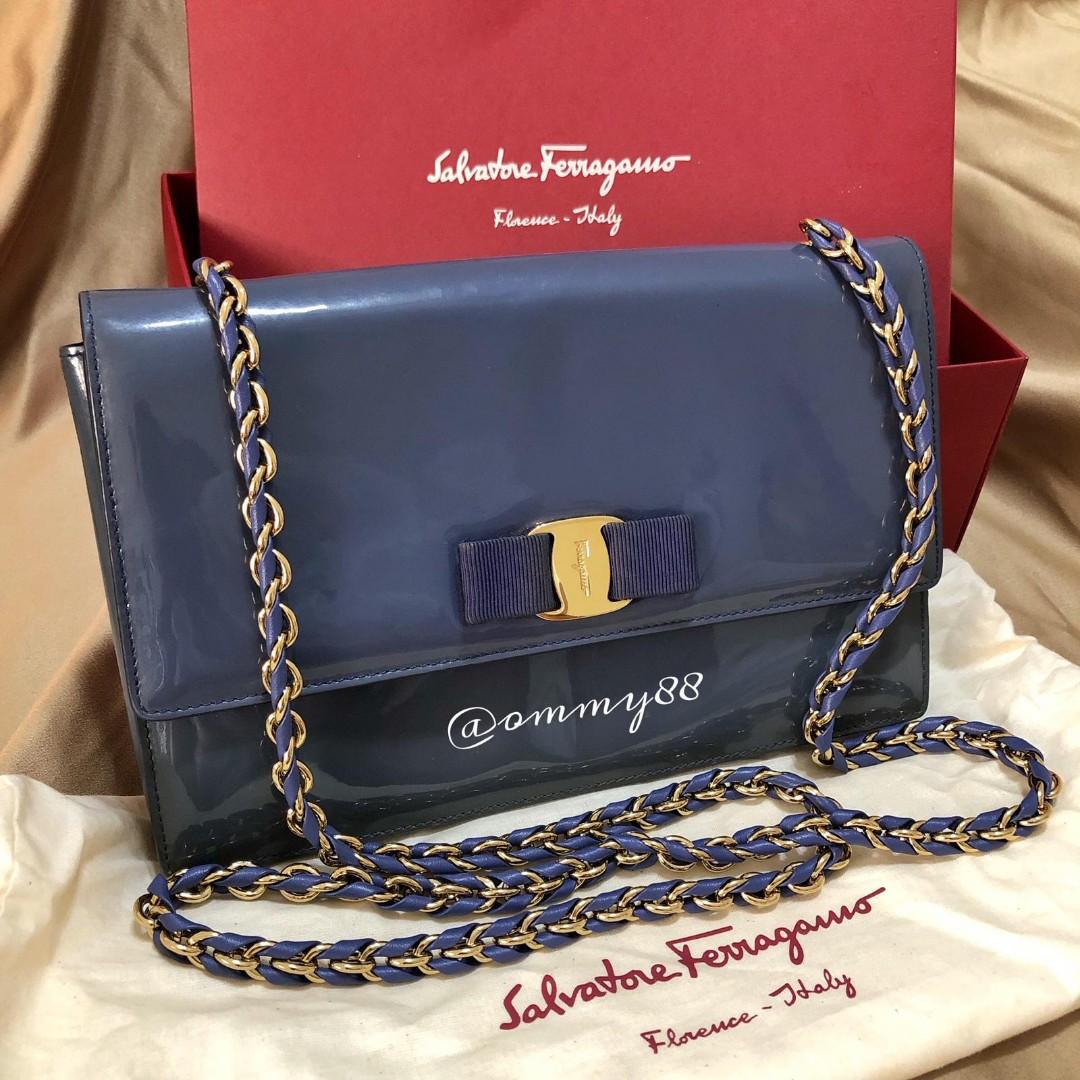 Salvatore ferragamo ginny shoulder bag discount