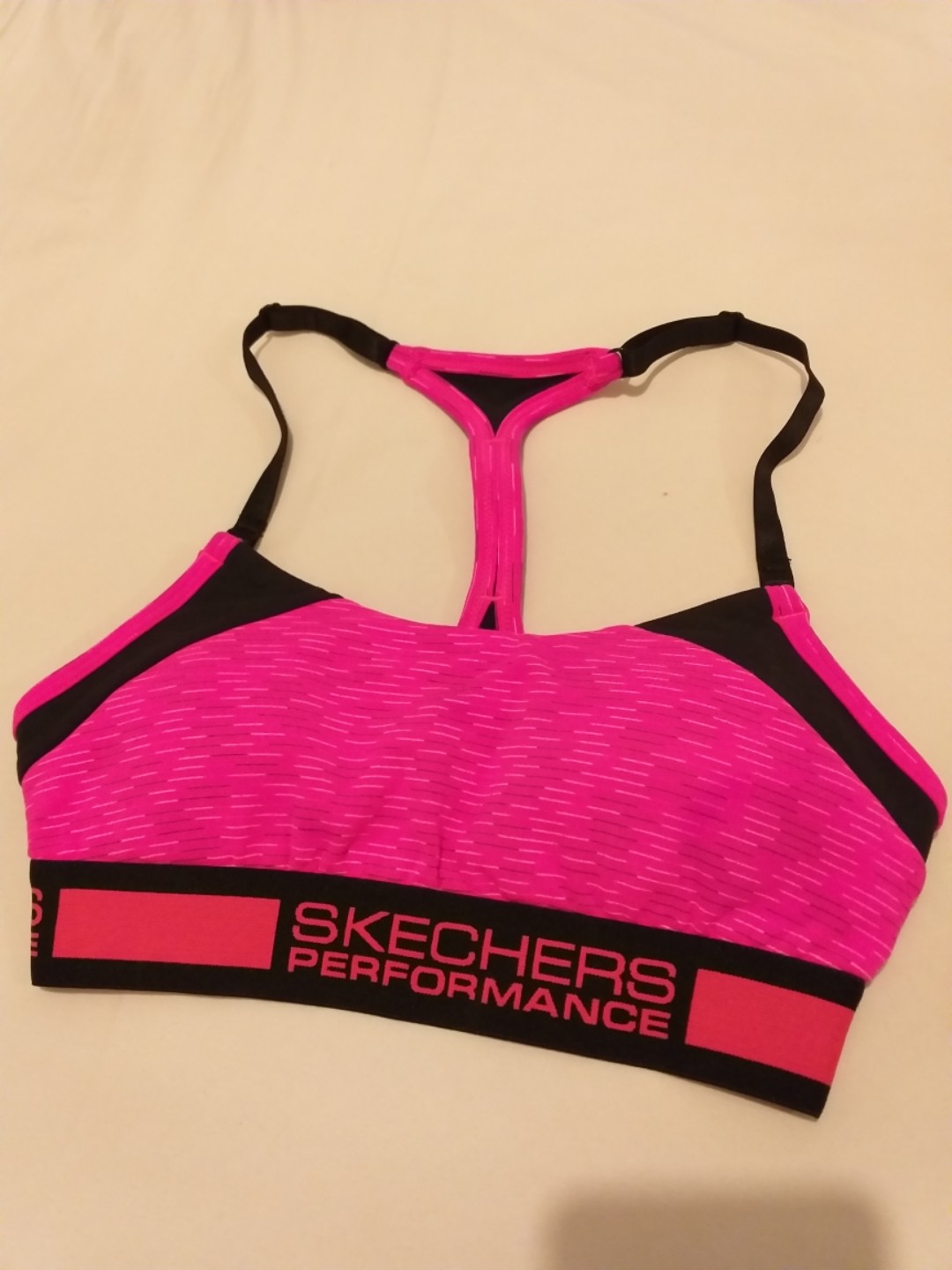 sketchers sports bra