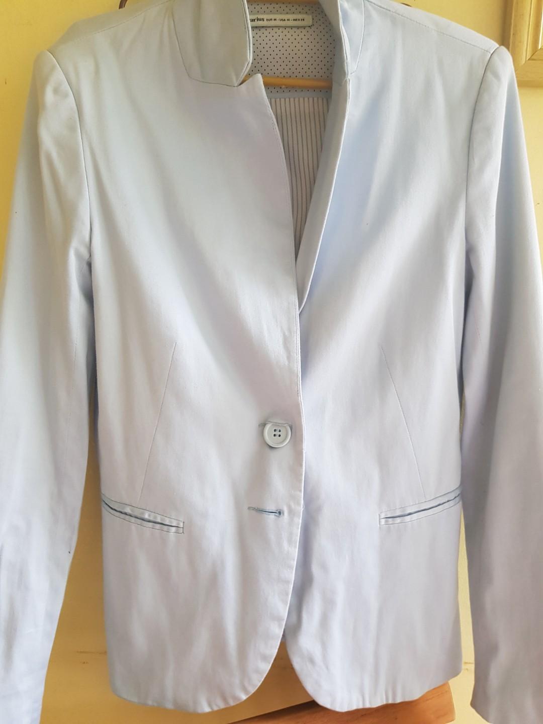 Stradavarius Baby Blue Blazer (Category: Others Tops) located in Manila. Submitted by queenbeea (Listing ID 251479463, Image 1). Description: Used but in good condition blazer Made of cotton Will fit Small to semi Medium body frames Used thrice only..