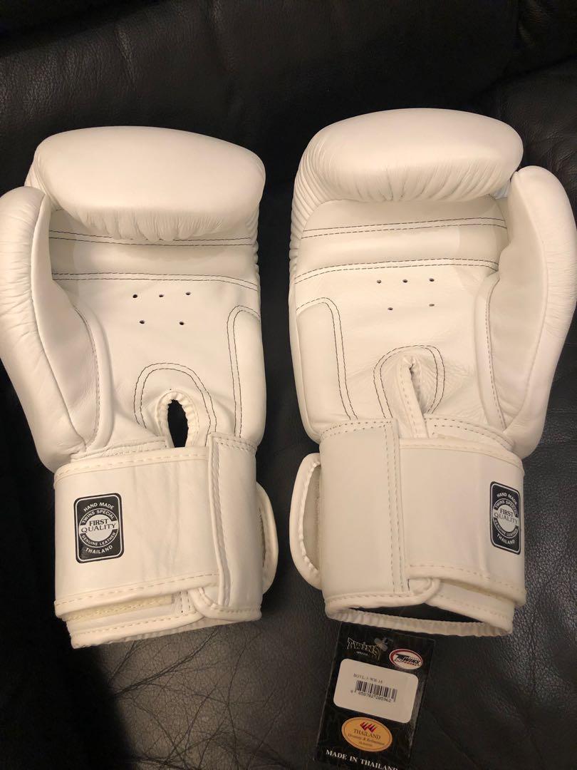 Twins Boxing Gloves 16 oz, Sports Equipment, Sports & Games, Water