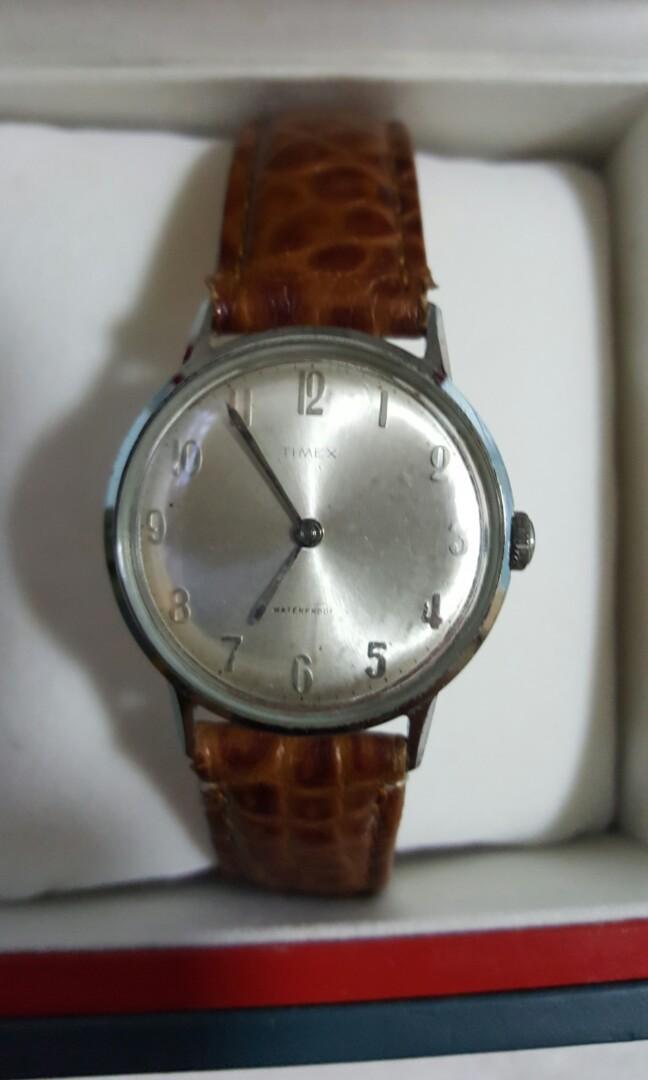 VINTAGE TIMEX WINDING  1960, Men's Fashion, Watches &  Accessories, Watches on Carousell