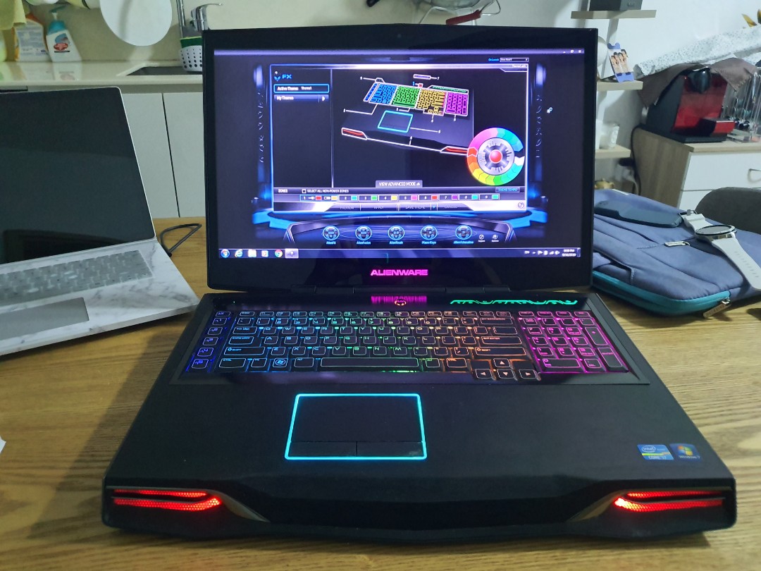 Alienware M18 M18X R2 Black Free Mech Keyboard, Computers & Tech, Parts