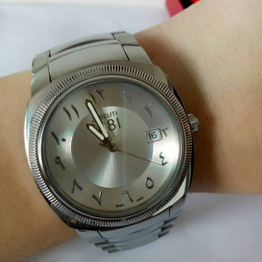 Cerruti 1881 hotsell swiss made