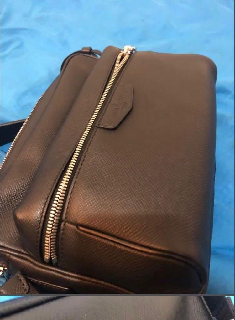 Authenticated Used LOUIS VUITTON Louis Vuitton Outdoor Messenger PM  Shoulder Bag M33437 Taiga Cobalt 