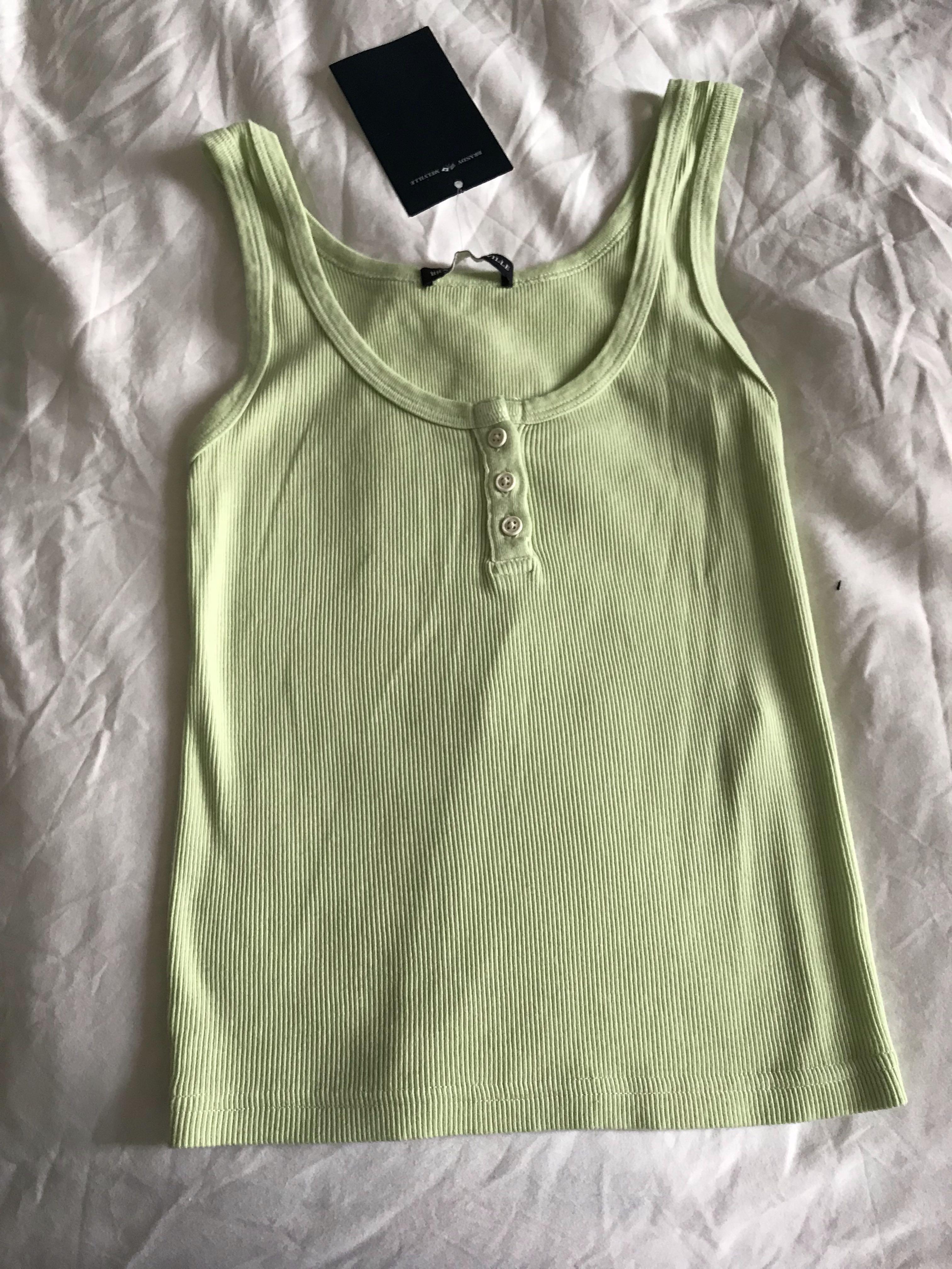 Brandy Melville Pastel Green Dalis Button Tank Top NWT, Women's Fashion,  Tops, Other Tops on Carousell