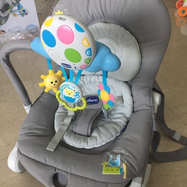 Chicco Baby Bouncer Chair with music and vibration Italian style