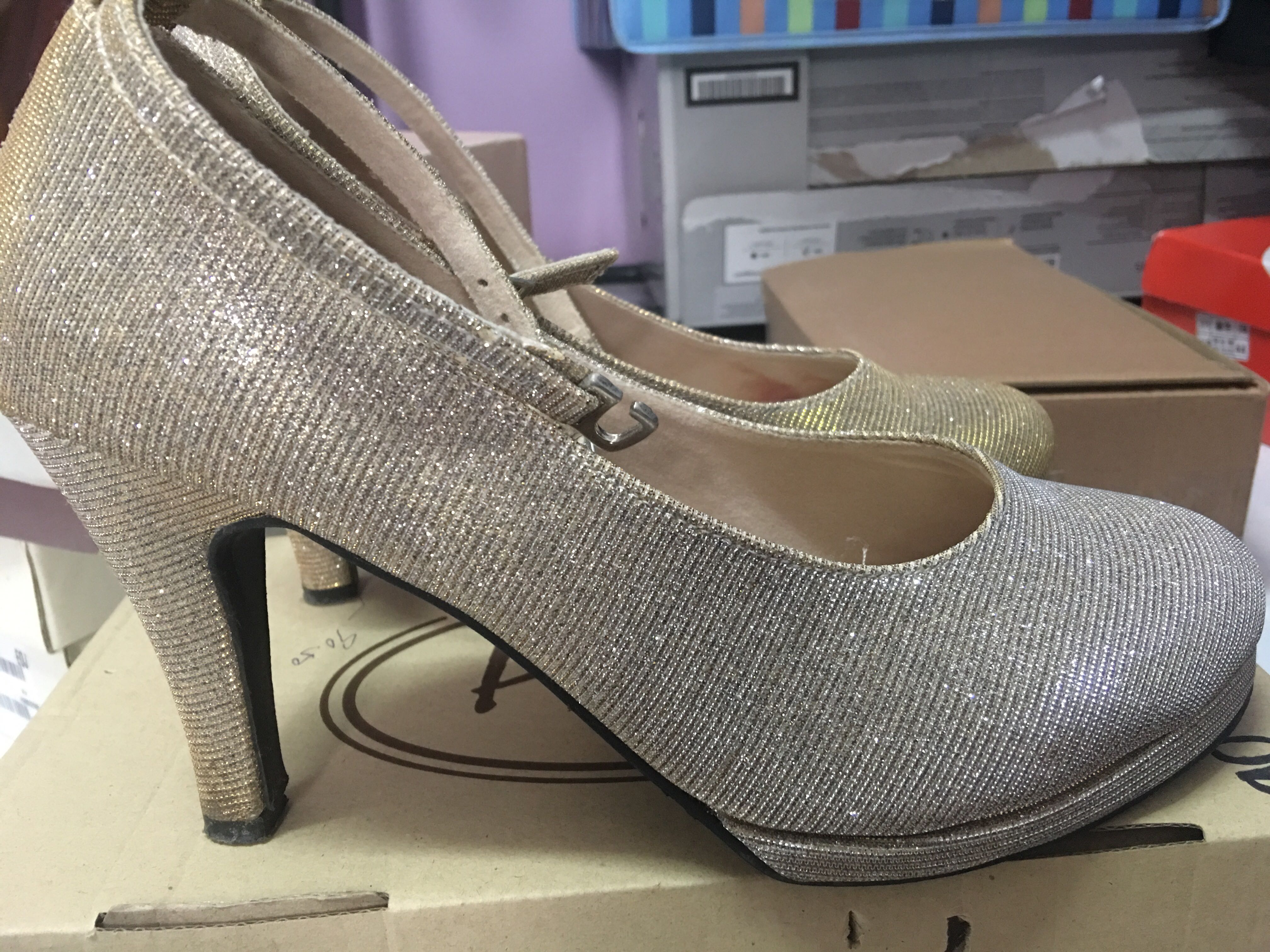 Cinderella shoes, Women's Fashion, Footwear, Flats on Carousell