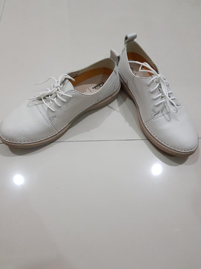 Clarks hale lace womens discount