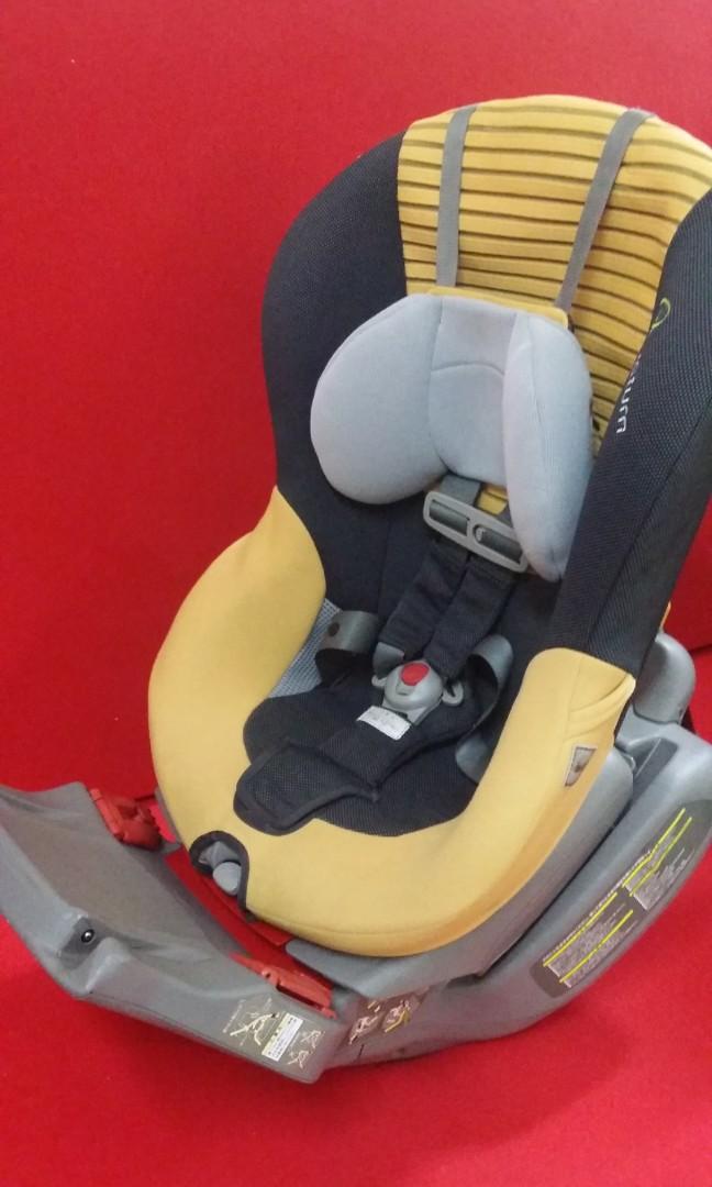 Combi zeus 2025 turn car seat