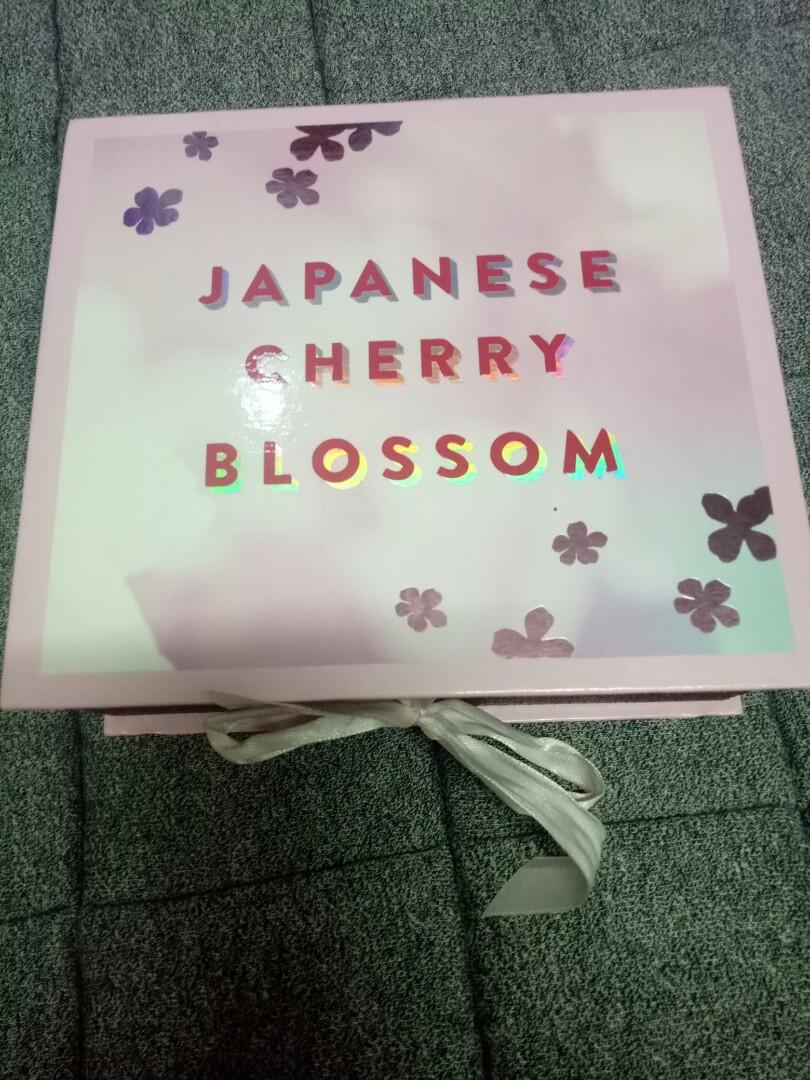Japan Cherry Blossoms Gift set (Category: Bath) located in Pasay City. Submitted by empress_ched (Listing ID 251645105, Image 1). Description: Perfect Gift for any occasions. Japan Cherry Blossoms from BBW is one of the signature scent that goes all season. Set includes travel size Mists , Lotion , Shower gel and in a nice gift box . Actual photo posted. **includes bbw paper bag and gift tag..