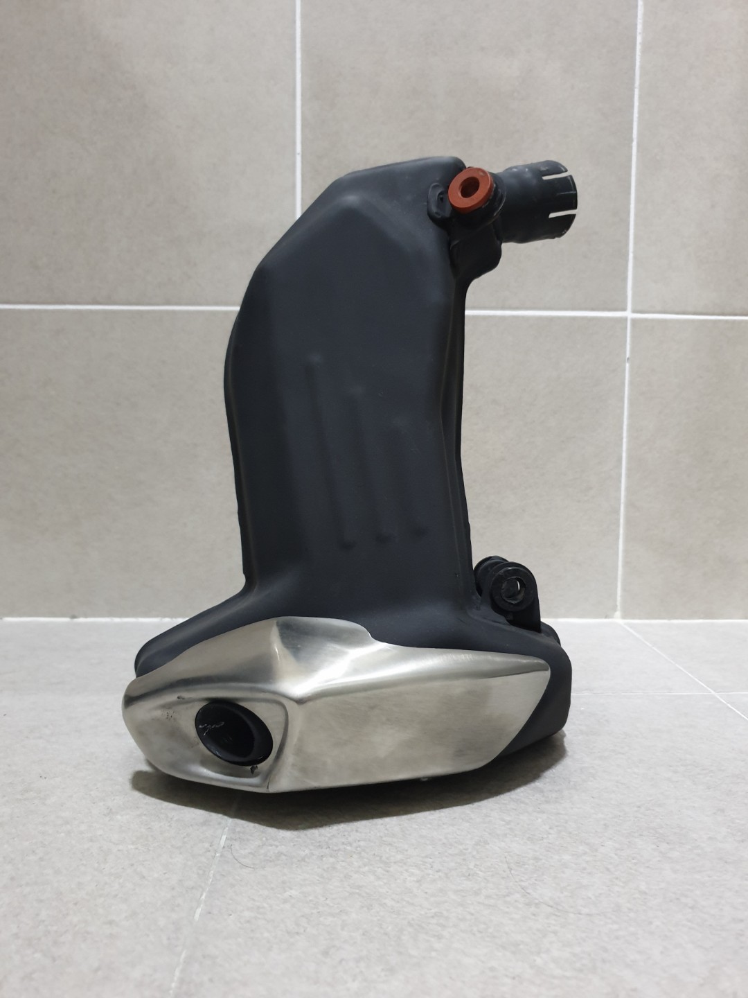 Ktm duke 200 stock exhaust hot sale price