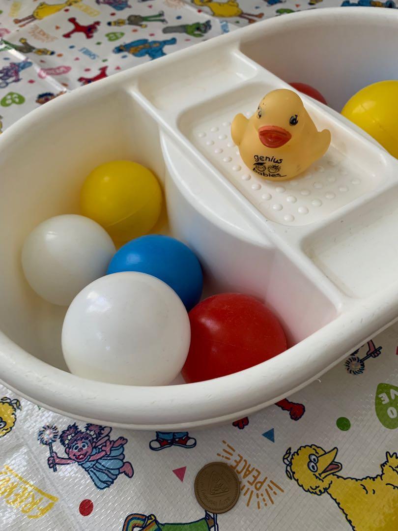 Mothercare Top N Tail Bowl Bonus Bebek Mandi Dan 10 Bola Bayi Anak Lainnya Di Carousell