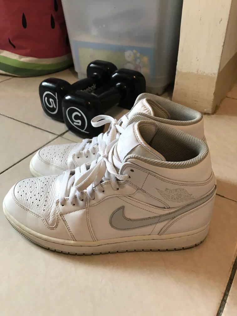 jordan 1 mid platinum