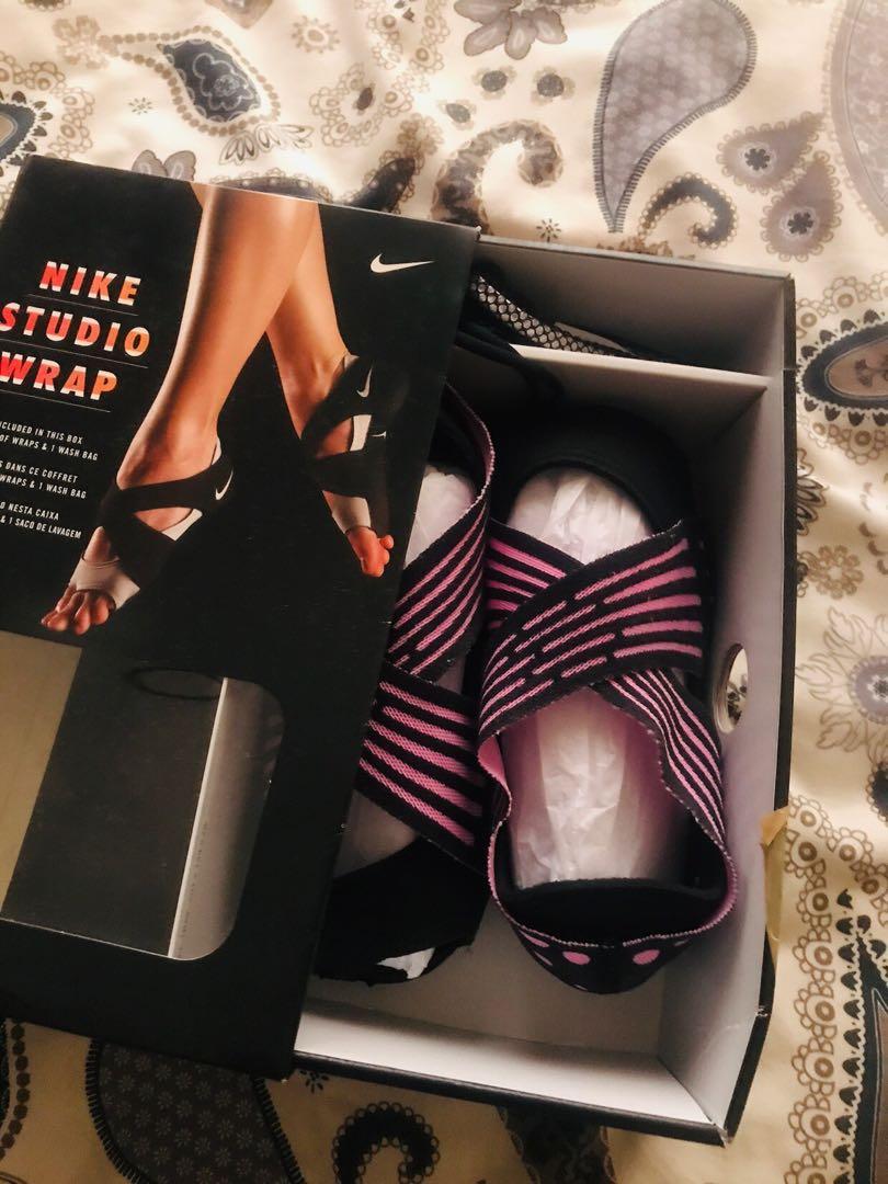 nike pilates shoes