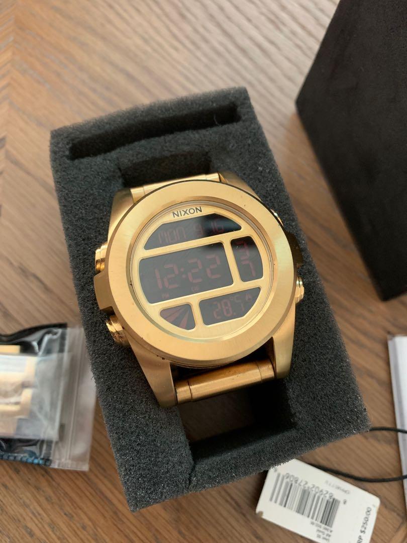 Nixon unit ss store all gold