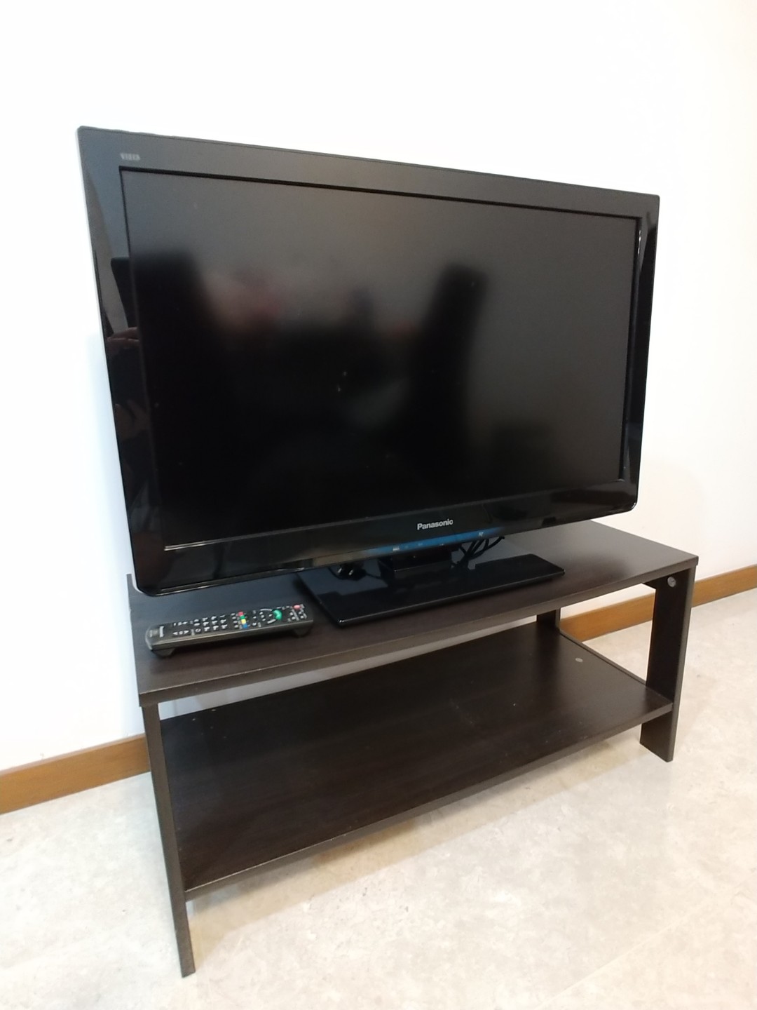 Panasonic 32 Inch Tv Model Th L32c30s Free Tv Bench Home