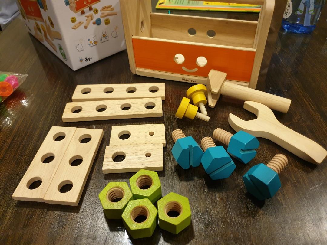 plan toys tool box