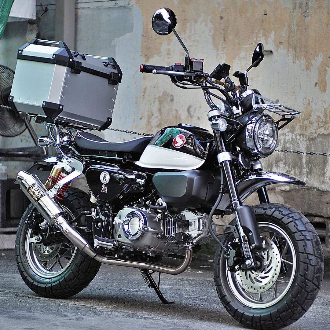 Honda monkey top case Clearance
