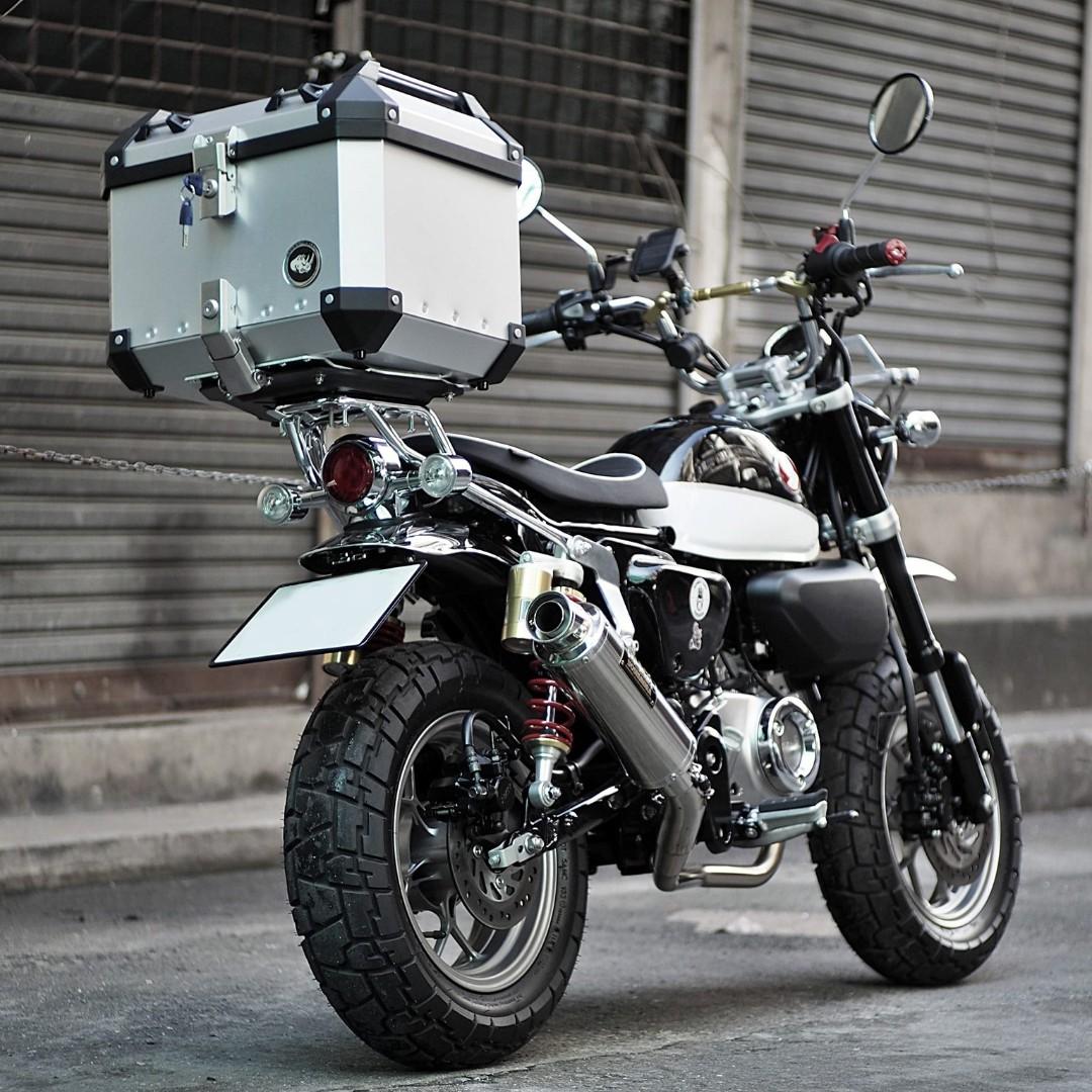 Honda monkey top case Clearance