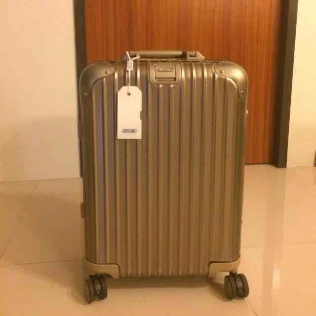 rimowa cabin titanium