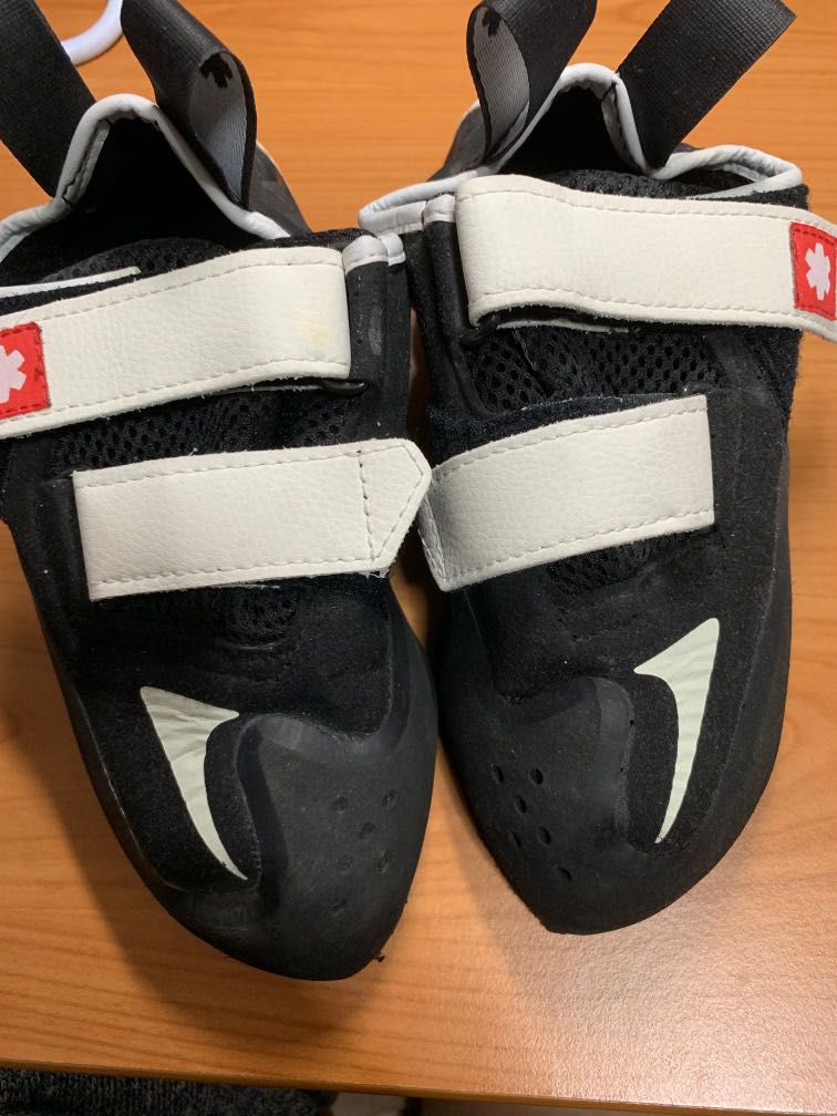 qc sport shoes