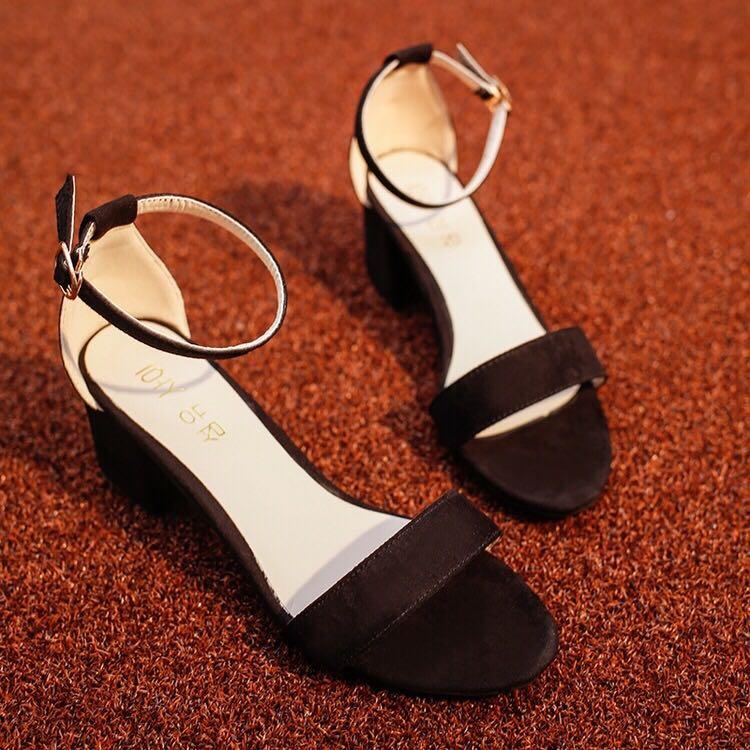 2 inch black strappy heels