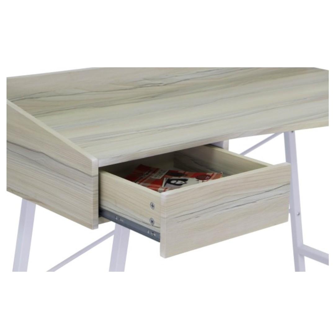 Study/ Computer table desk (Category: Tables & Sets) located in Singapore. Submitted by hierockrls (Listing ID 251767993, Image 3). Description: Study Table/Desk Product Description Material: - Particle Board with Stamped PVC Finish - Brown Powder Coated Steel Tube Frame/Legs Diamension - Height : 84cm - Depth : 61.5cm - Width : 113cm Pm me for more info Condition: 9/10 Pm for more info able to nego Self Collect .