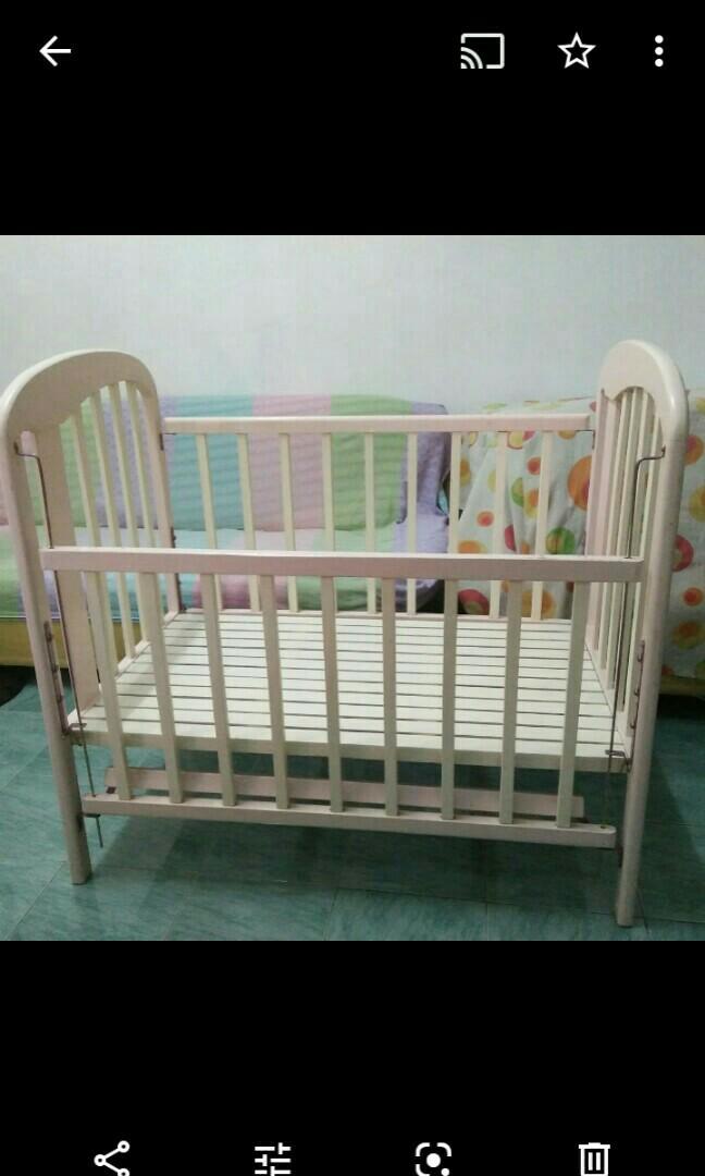 city furniture cribs