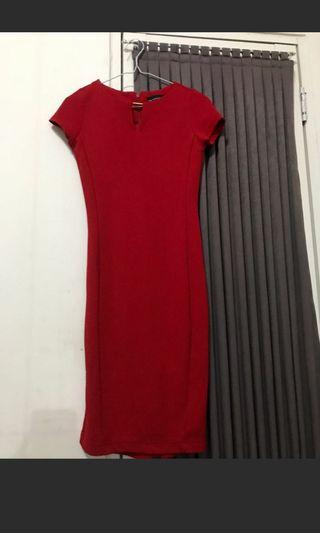 Sell to Donate : dress merah executive slim fit