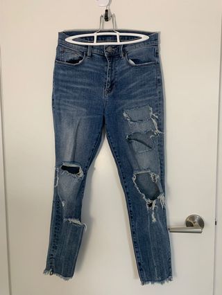 BDG Distressed Jeans