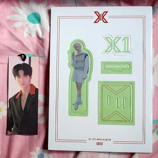 [WTT] X1 Minhee 비상 ver standee and Eunsang Quantum Leap ver bookmark to Yohan/Wooseok/Hangyul