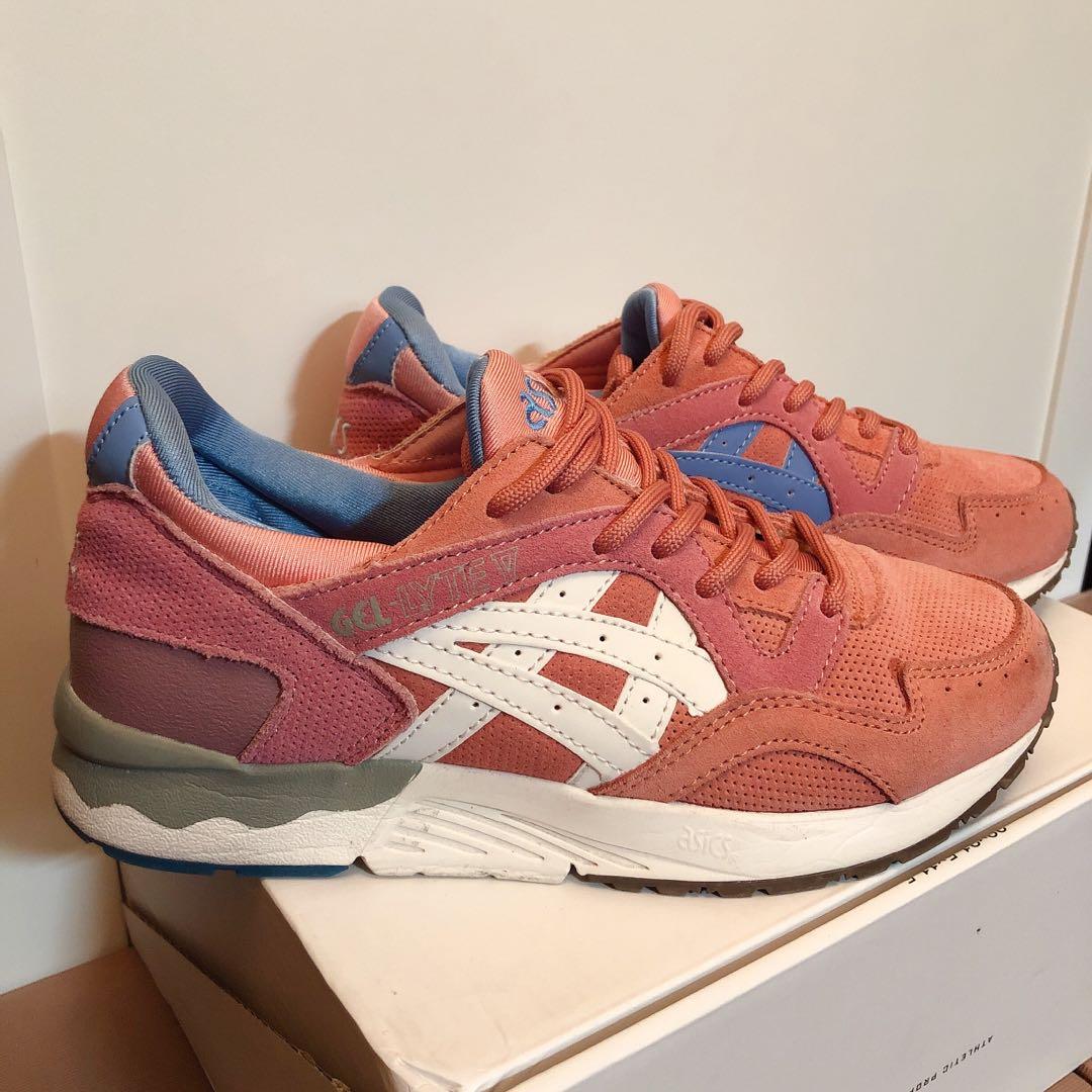 Pink suede deals asics