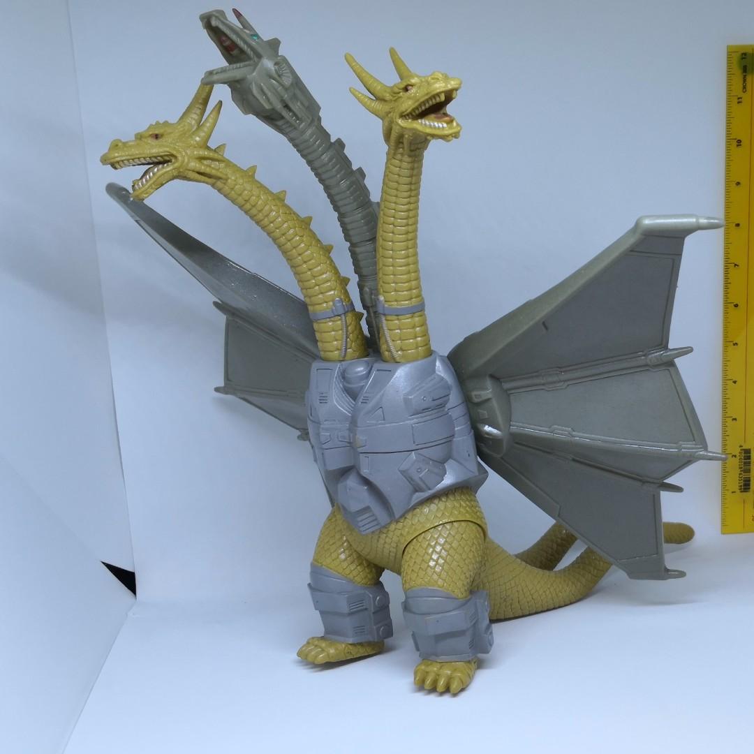 Bandai Mecha King Ghidorah from Godzilla (Category: Gundam & Model Kits) located in Quezon City. Submitted by b.it.toys (Listing ID 251911190, Image 1). Description: Still presentable but have crack on one of the wing spike not trades. last price. see reference ruler on pic for size.