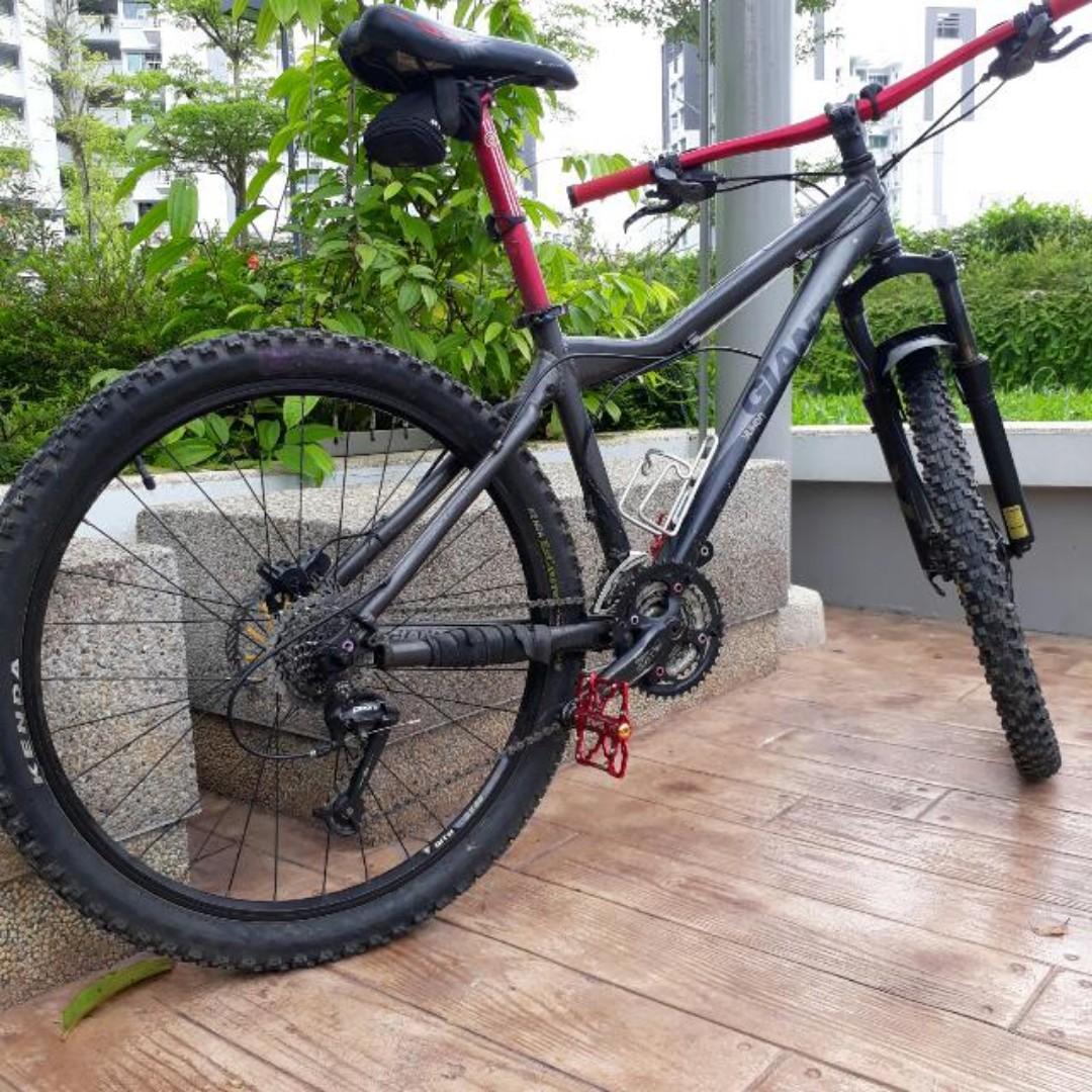 Giant yukon hardtail mountain bike cheap