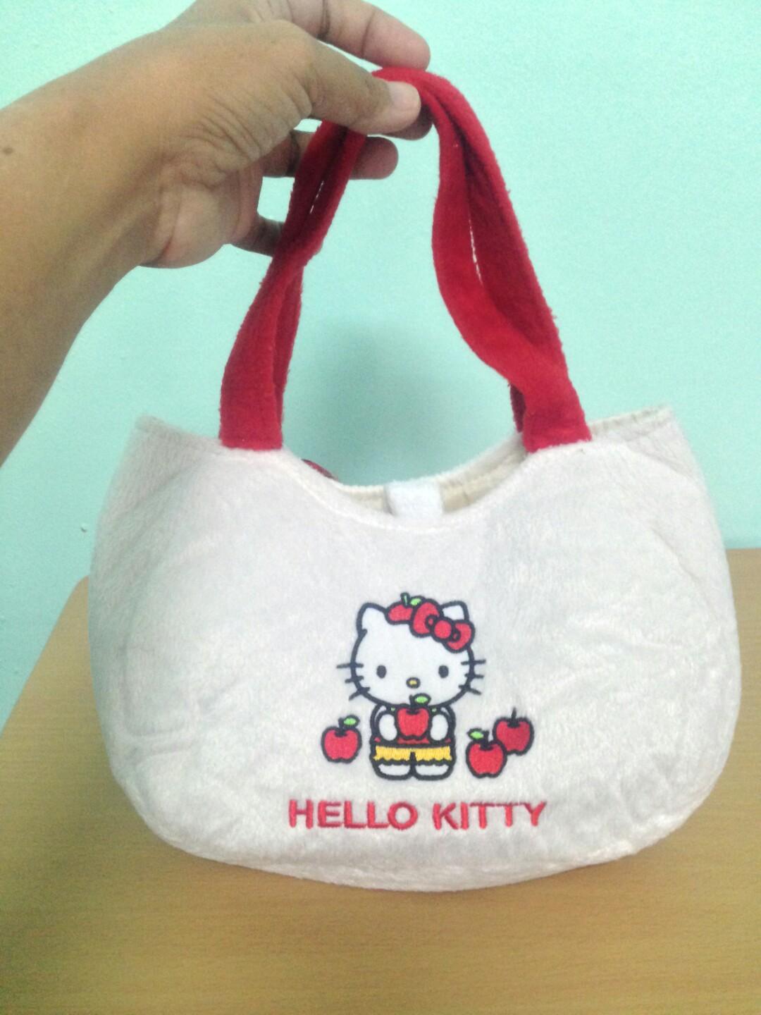Hello Kitty Bag (Category: Diaper Bags & Wetbags) located in Quezon City. Submitted by bees.kitty (Listing ID 251844784, Image 2). Description: .