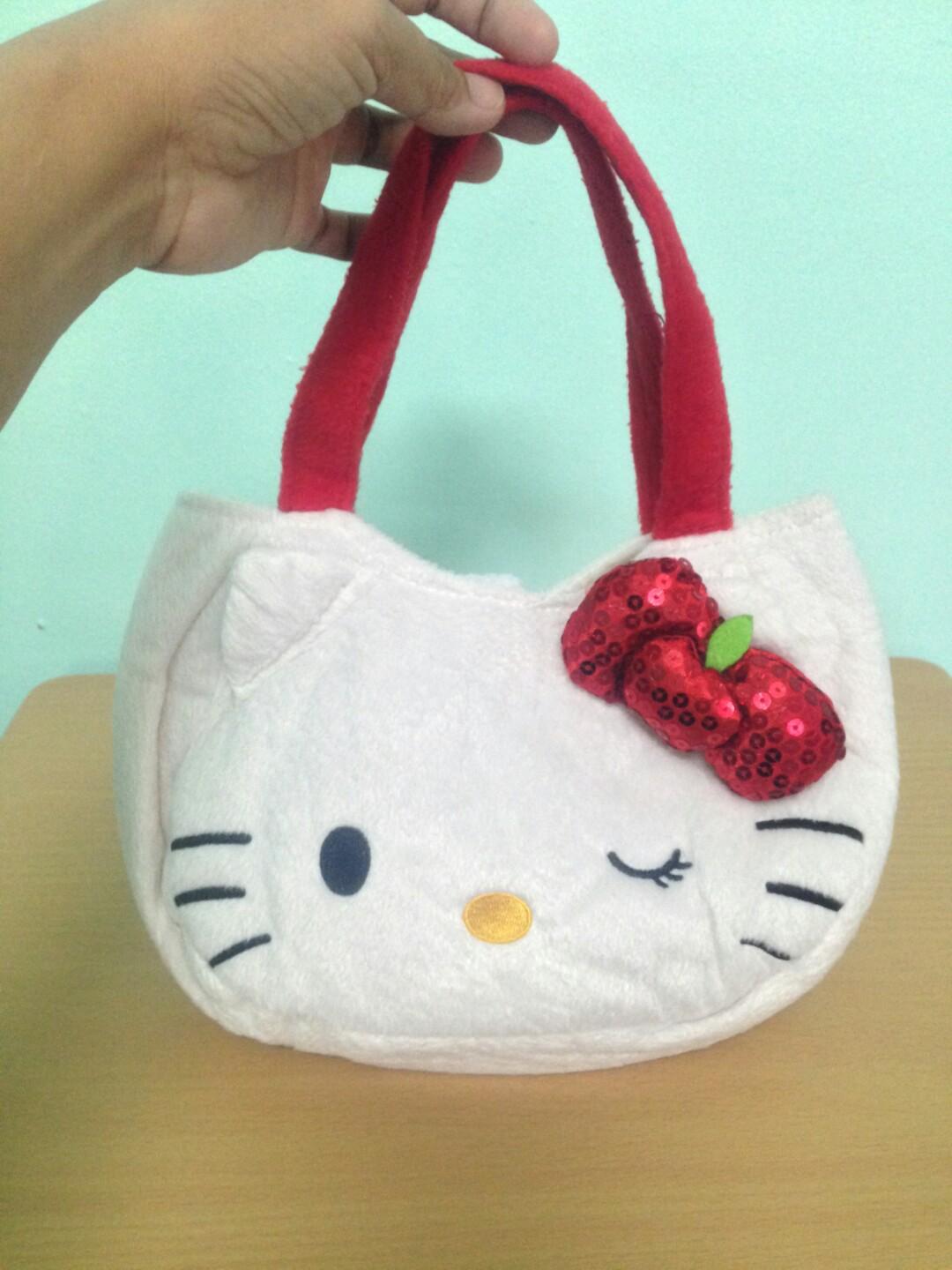 Hello Kitty Bag (Category: Diaper Bags & Wetbags) located in Quezon City. Submitted by bees.kitty (Listing ID 251844784, Image 1). Description: .