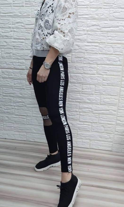 Jacket (Category: Coats, Jackets and Outerwear) located in Singapore. Submitted by feliciasiawyun (Listing ID 251827745, Image 3). Description: .
