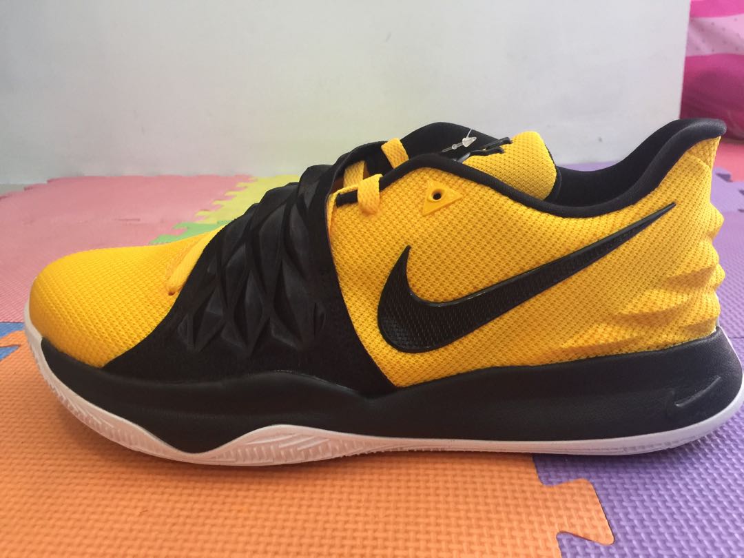 Kyrie irving shoes hot sale yellow and black