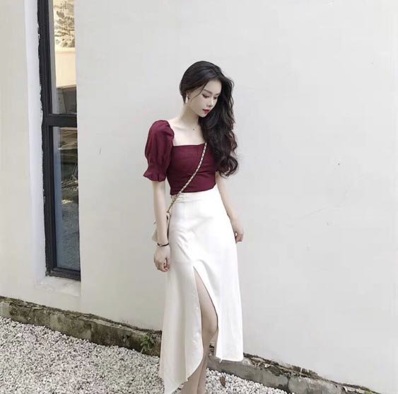 Maroon top for skirt online