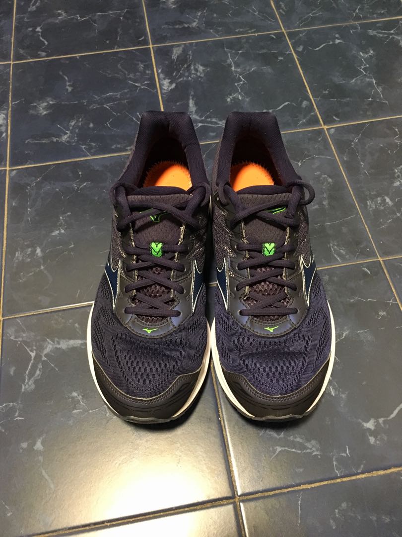 mizuno wave rider 21 2e
